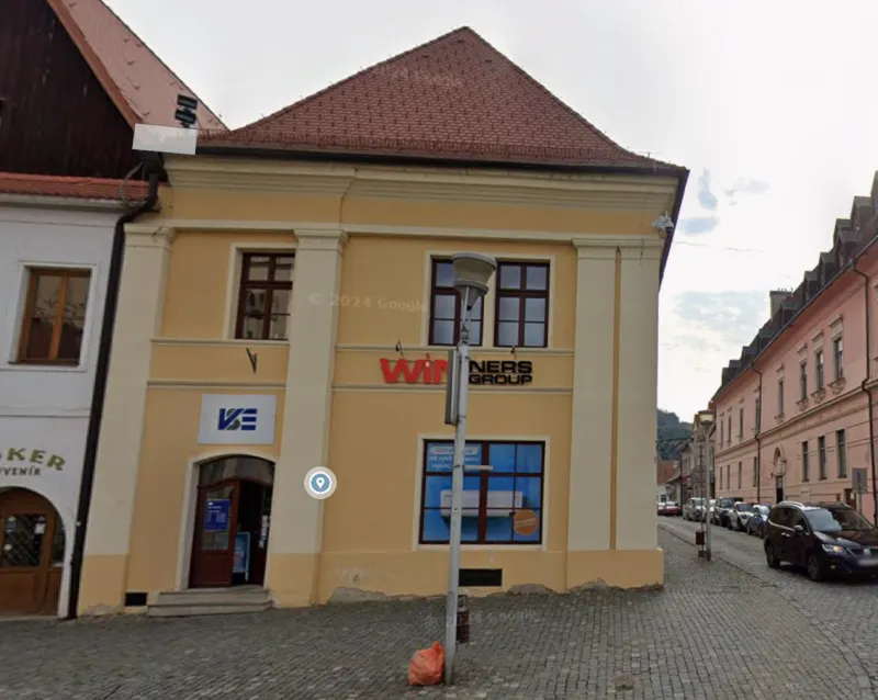 Obchodné, kancelárske priestory, Radničné námestie 9