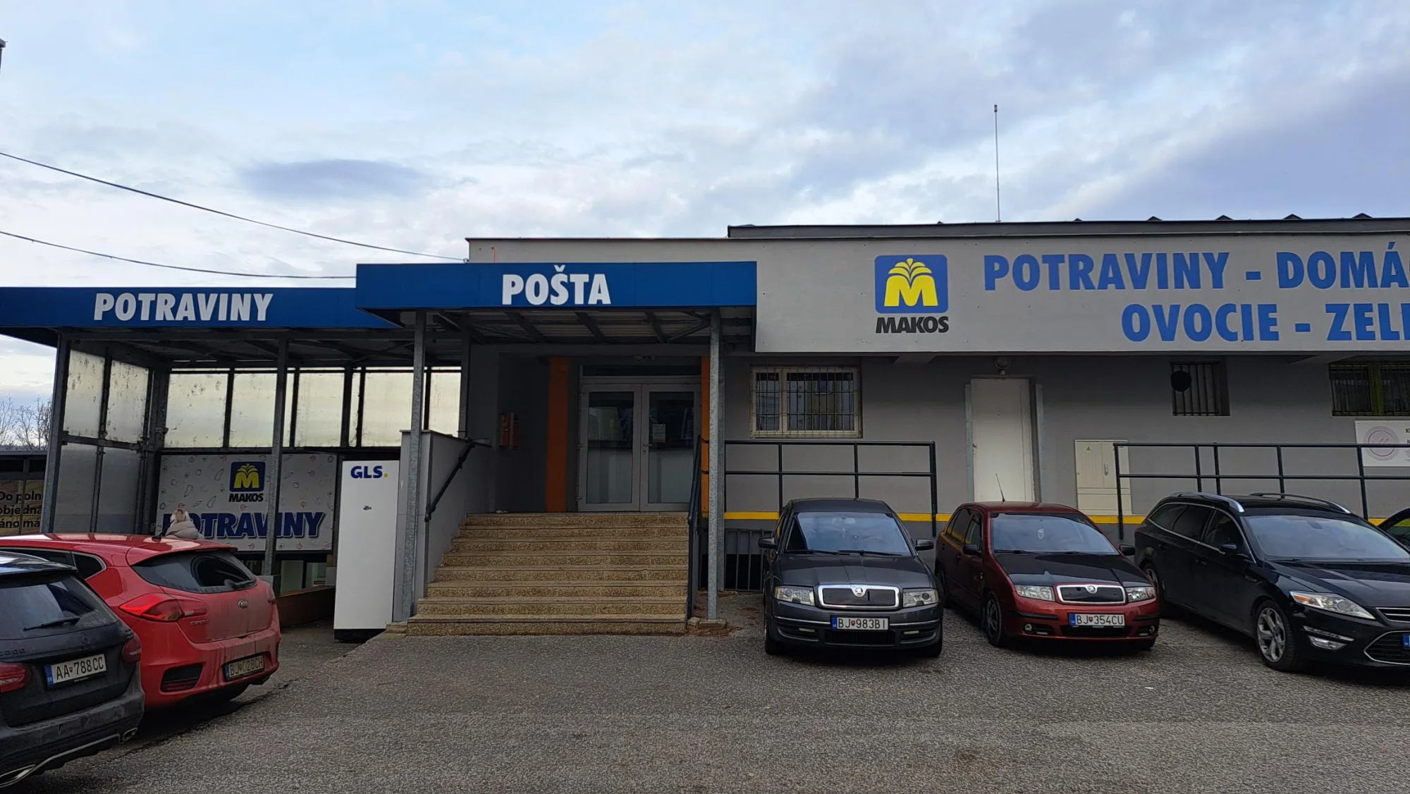 Obchodné priestory na sídlisku Vinbarg – fotka 1
