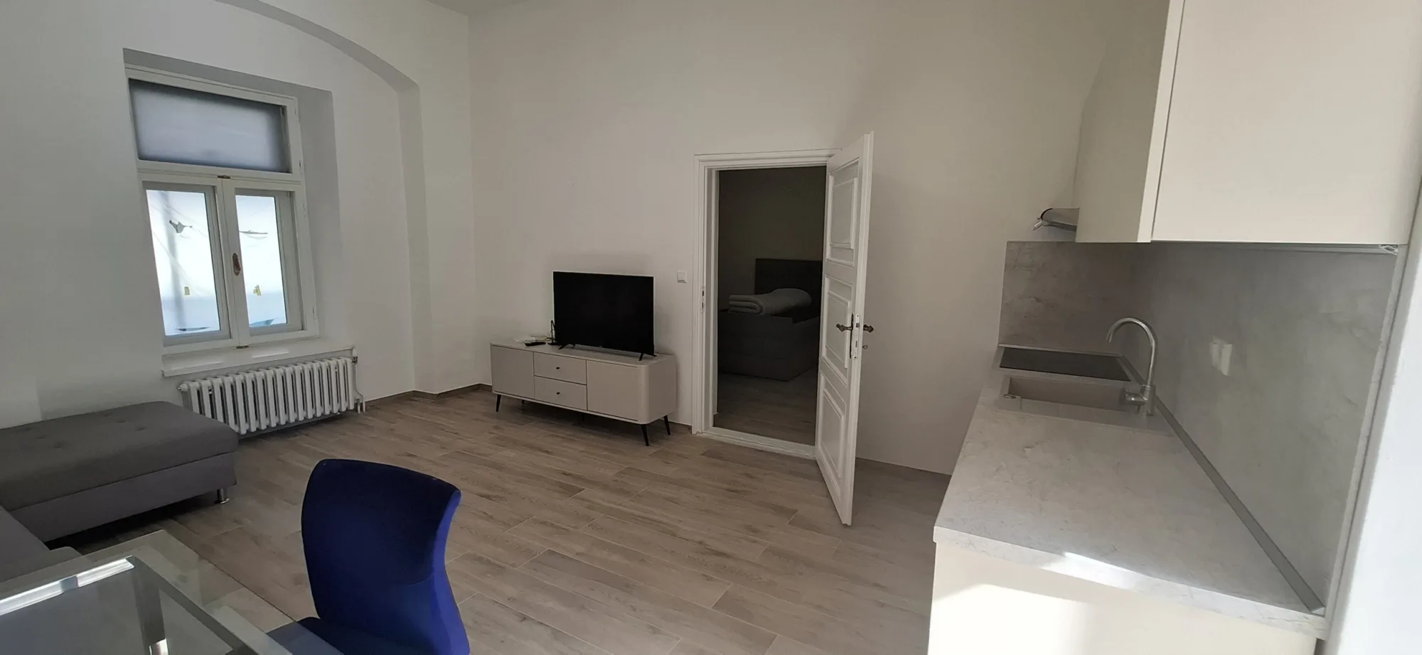 Radničné námestie 10 – 2 izbový byt 56 m² – fotka 3